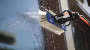 Commercial window cleaning in San Clemente